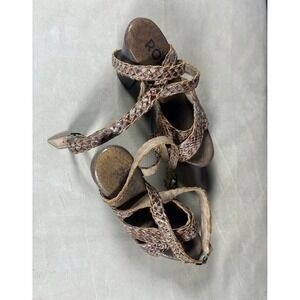 BKE Roan Lynlee 7.5 High Heel Sandal Double Braided Cross Strap The Buckle